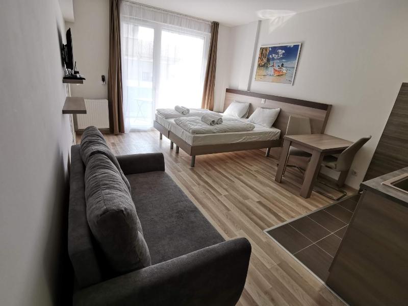 Apartment image 3