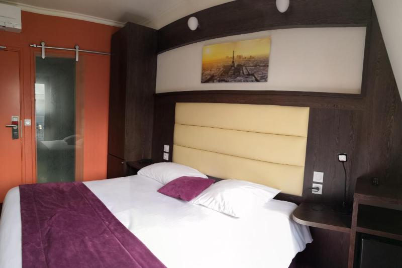 Business Double Room image 3