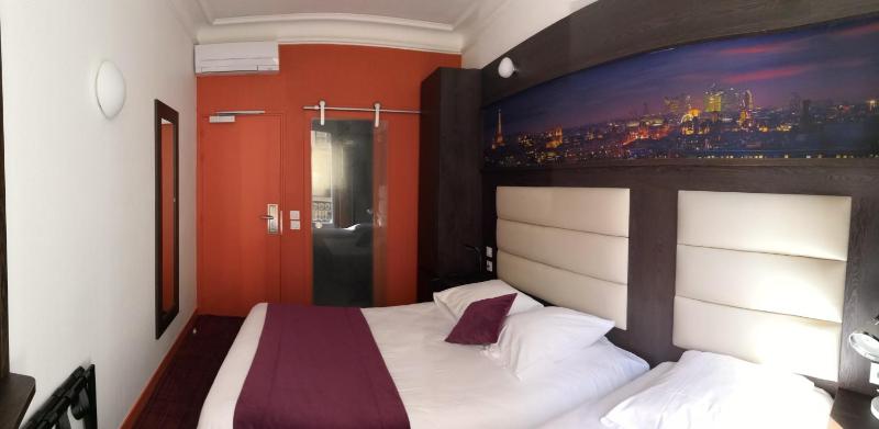 Superior Double or Twin Room image 2