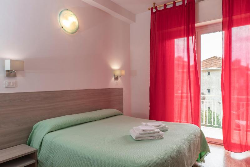 Hotel Palace - image 11