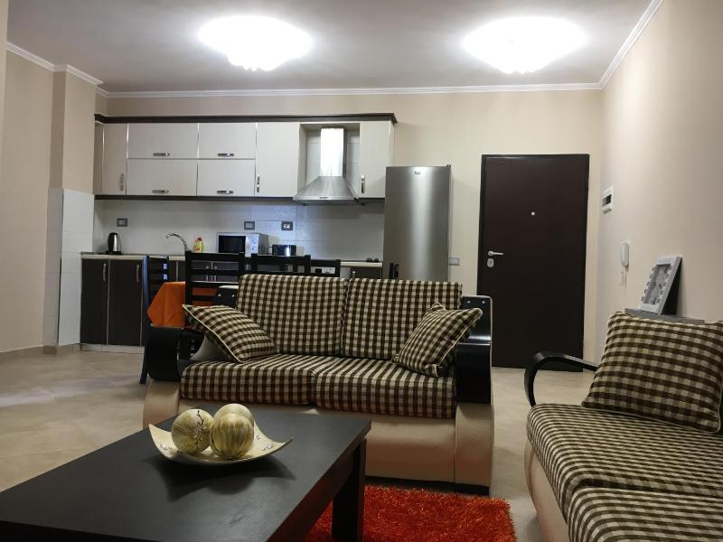 Sunny Beach Apartment Vlora - image 14