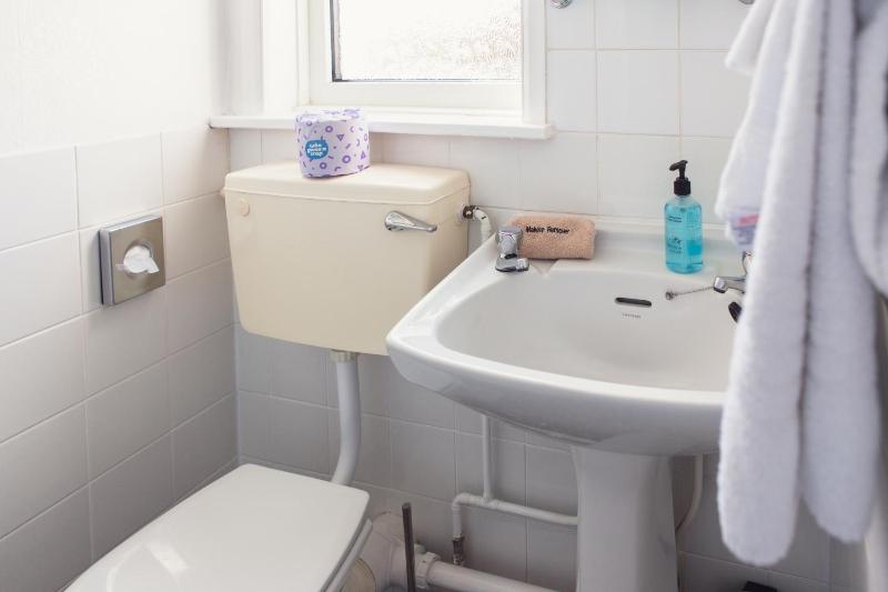 Double or Twin Room image 2