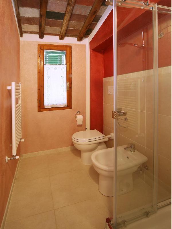Double or Twin Room image 3