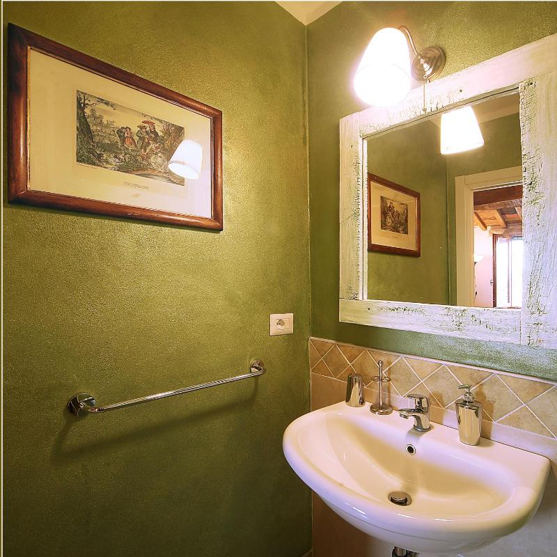 Double or Twin Room image 4