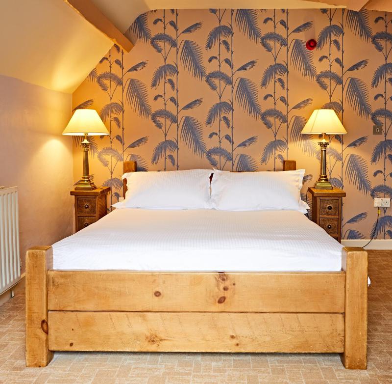 Executive Double Room image 3