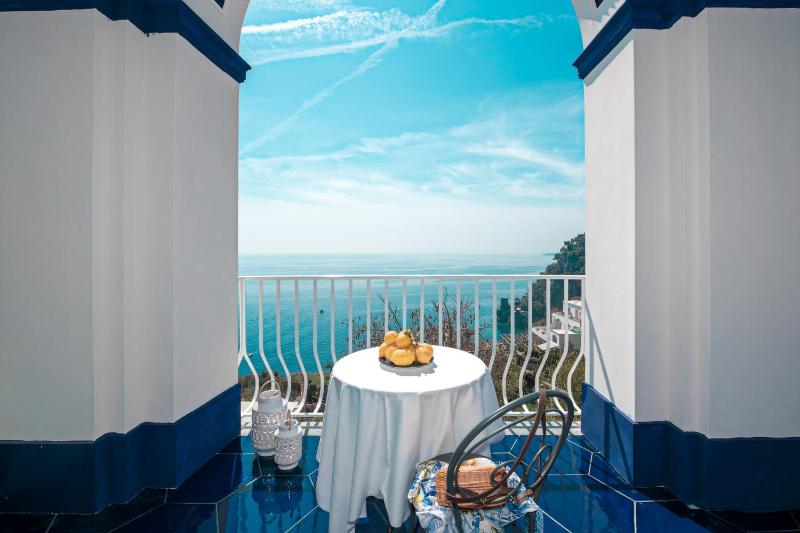 Imperati Suites by Alcione Residence - image 42