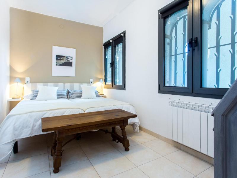 TarracoHomes Villa with Botanic Garden and Private Pool facing the Beach - image 21