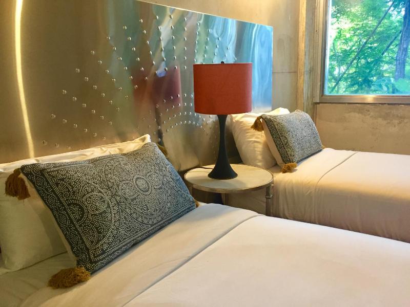 Deluxe Double or Twin Room with Garden View image 4