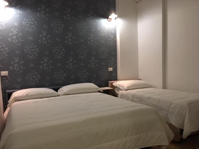 Deluxe Triple Room image 2