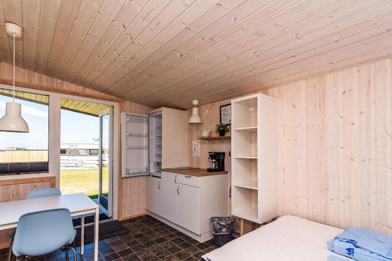 Bungalow with Shared Bathroom image 3