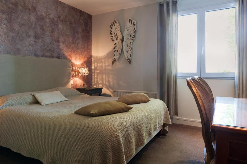 Superior Double Room image 2