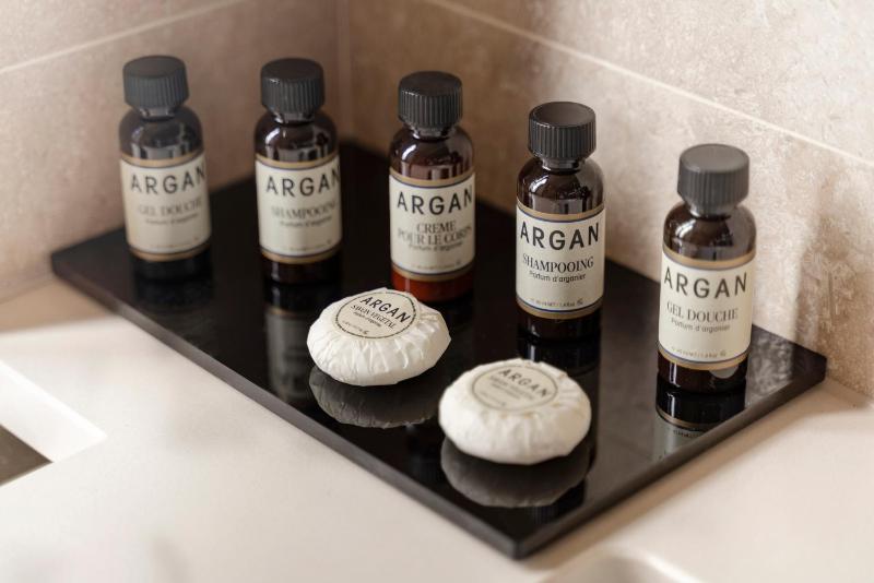 Standard Double or Twin Room image 3