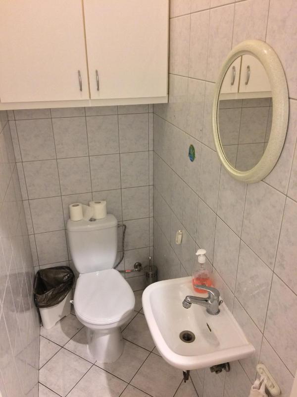 Twin Room with Shared Bathroom image 4