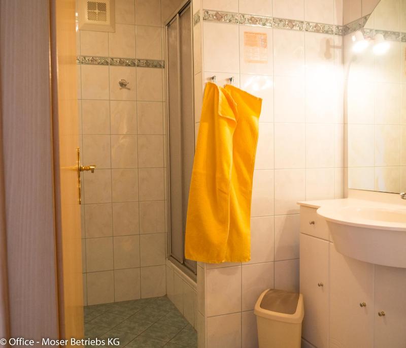 Double Room image 2