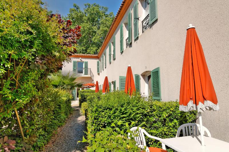 Best Western L'Orangerie - image 21
