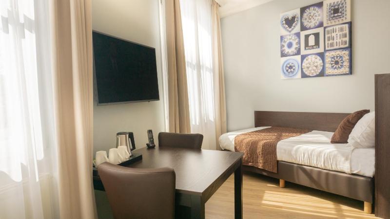 Hotel Nes Amsterdam - image 2
