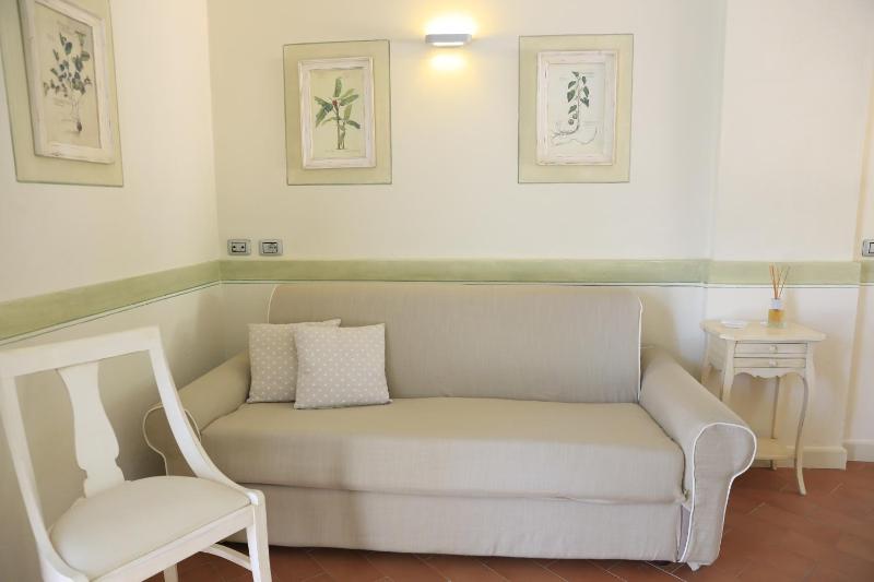 Junior Suite with Garden View image 2