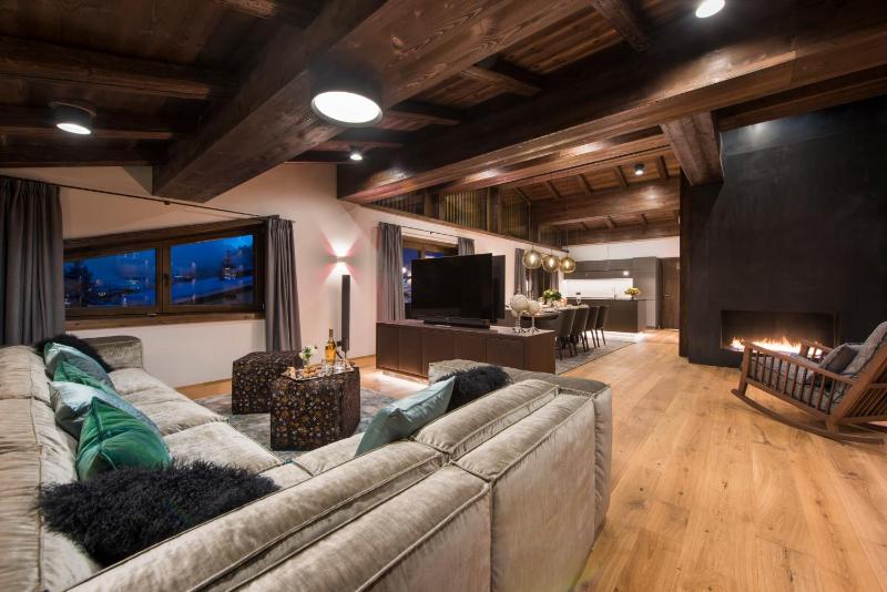 Penthouse Apartment image 4