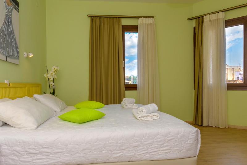 Standard Double or Twin Room image 3