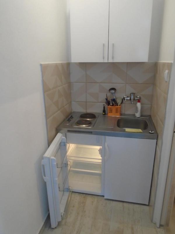 Studio Apartment with Sea View image 2