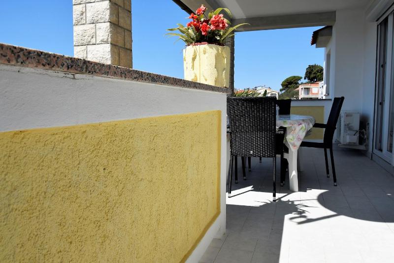 Two-Bedroom Apartment with Terrace and Sea View image 2