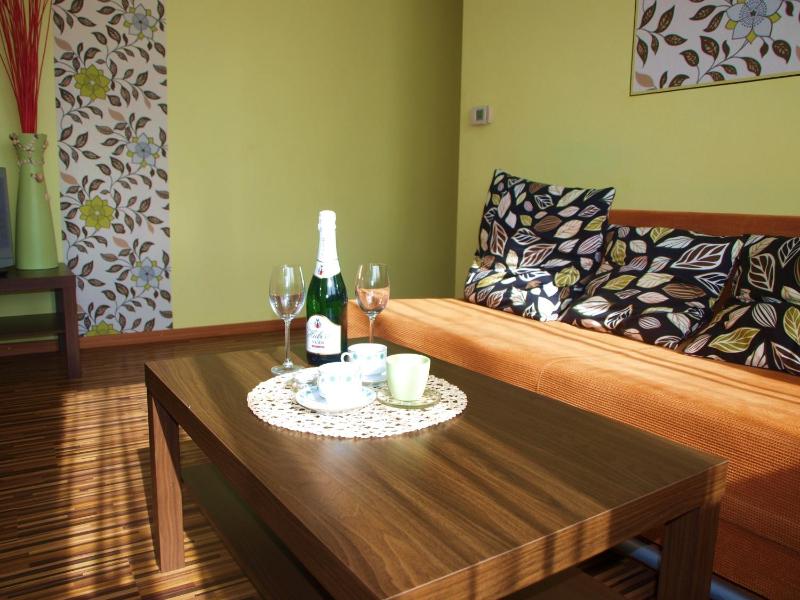 Superior One-Bedroom Apartment image 2