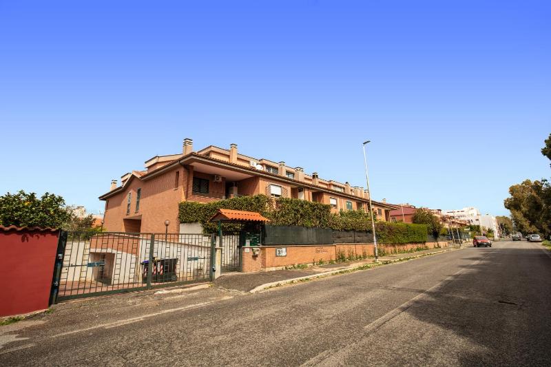 Two-Bedroom Villa image 4
