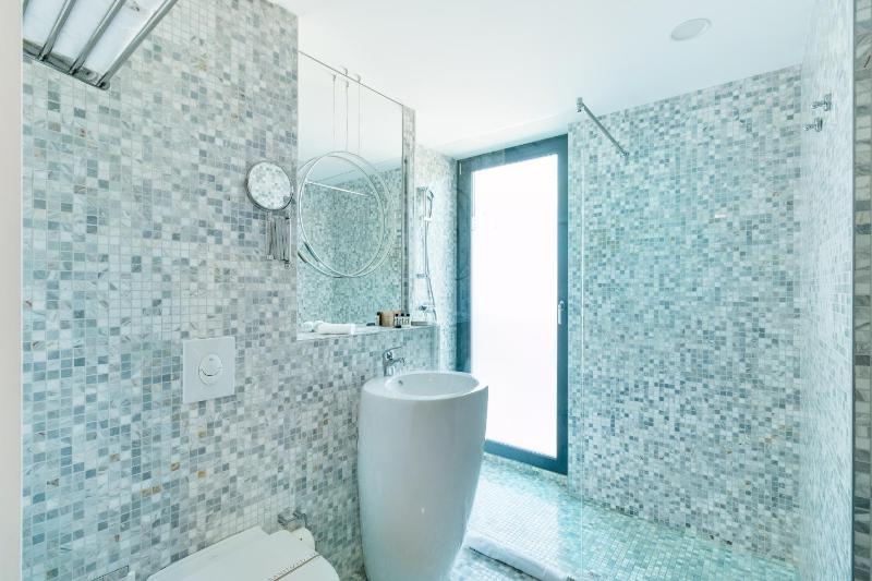 Superior Single Room image 3