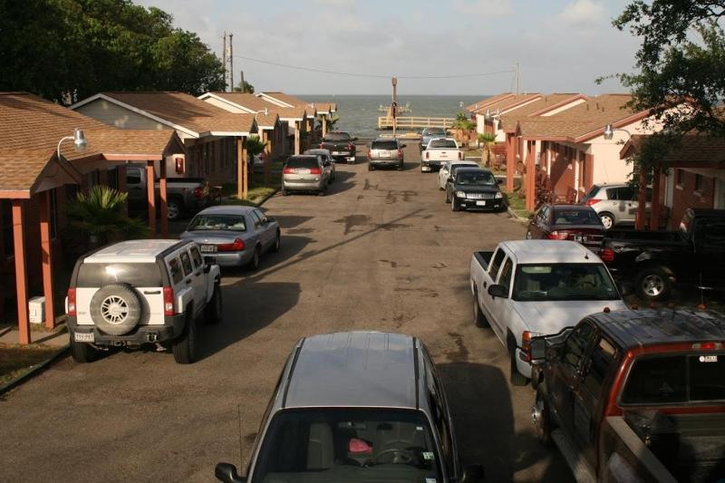 Bayfront Cottages - image 3