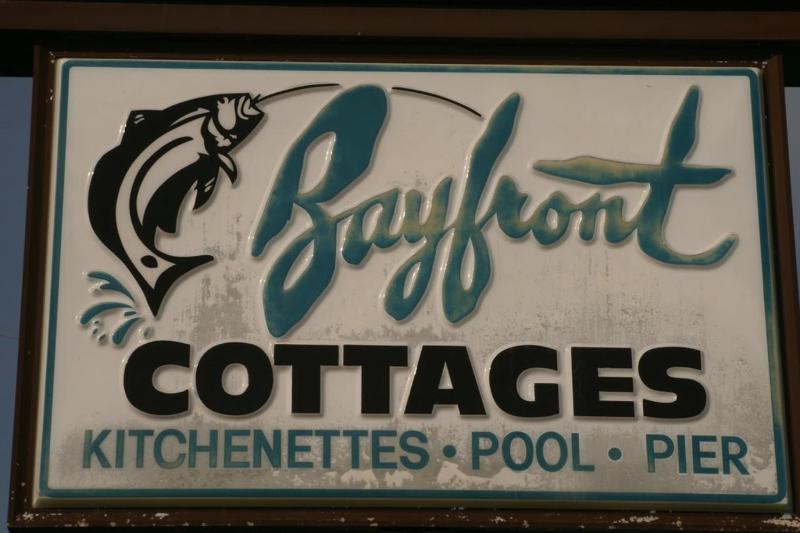 Bayfront Cottages - image 2