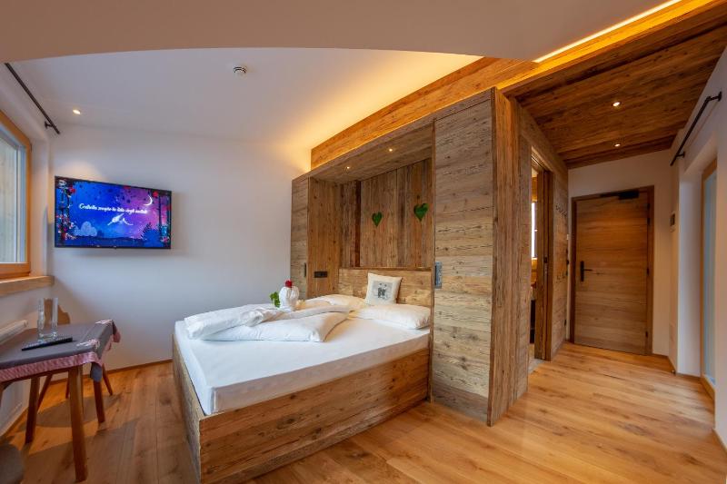 Comfort Room image 4