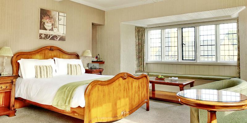 Mallyan Spout Hotel - image 27
