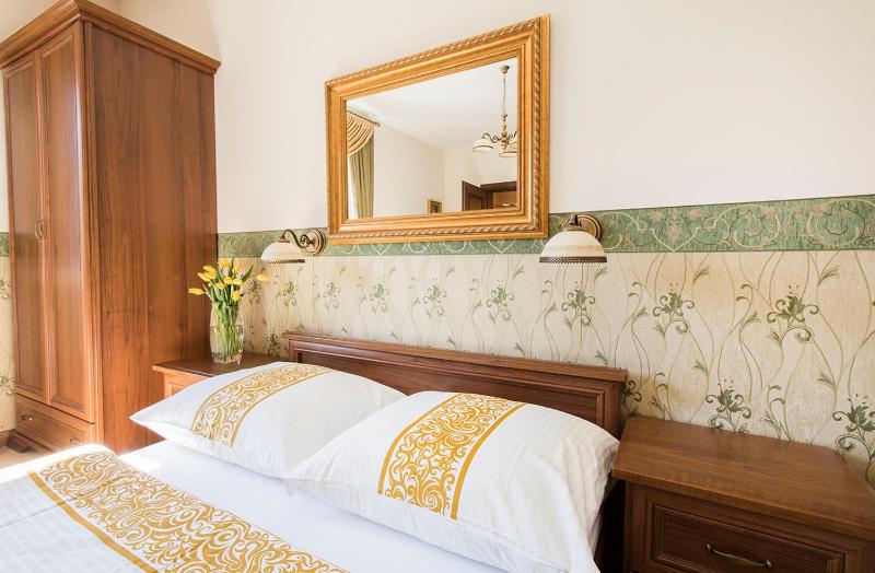 Double Room image 4