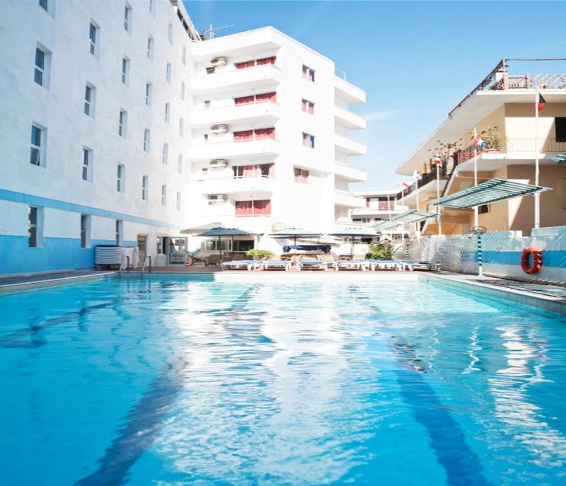 Helena Hotel - image 1