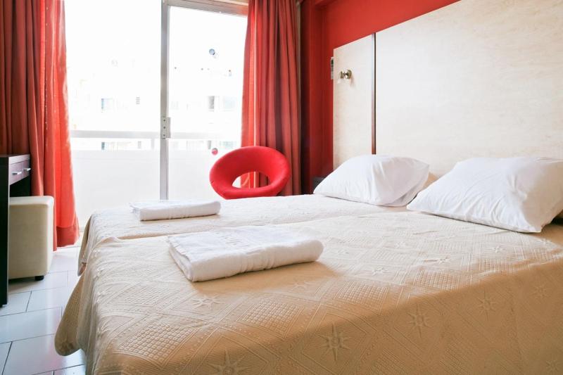 Helena Hotel - image 3