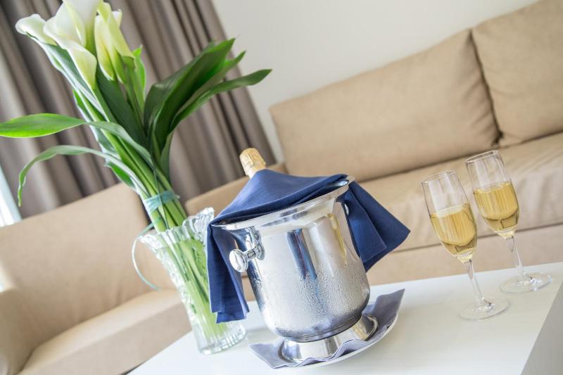 Suite image 2