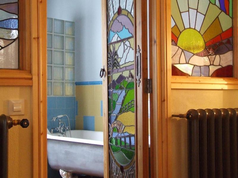 Deluxe Double Room with Bath image 1