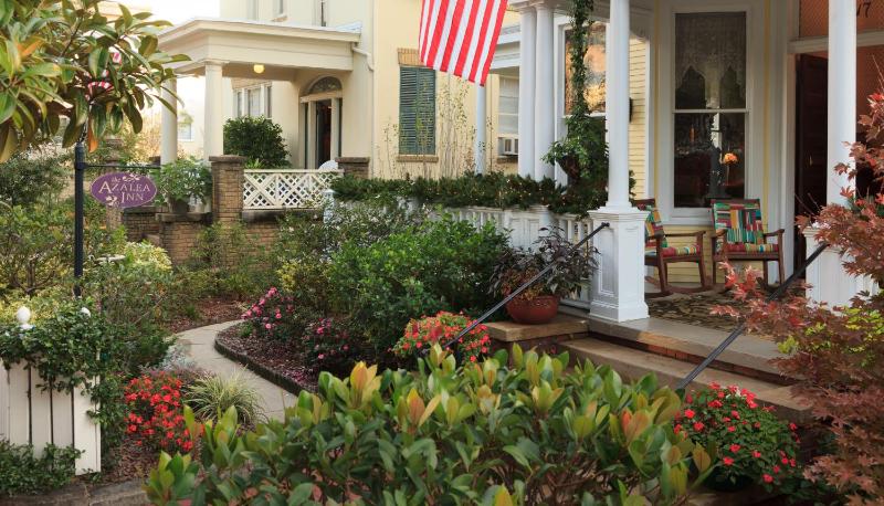 Azalea Inn and Villas - image 46