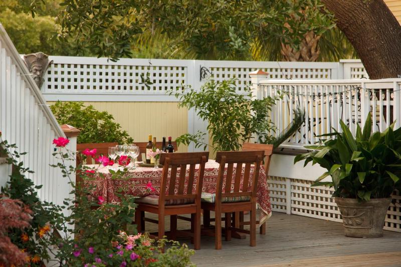 Azalea Inn and Villas - image 48