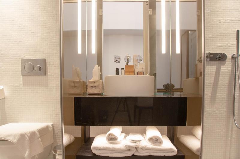 S Paul City Hotel - image 6