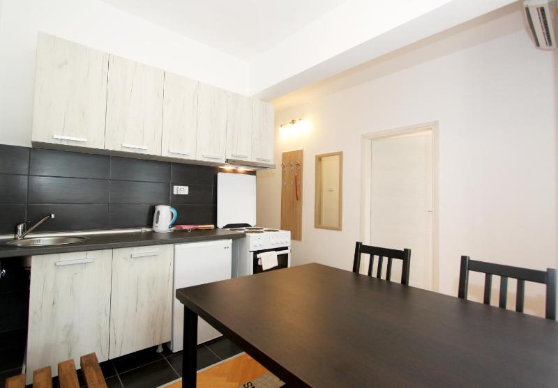 Standard Apartment image 4