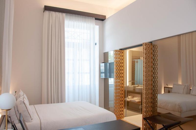 S Paul City Hotel - image 4