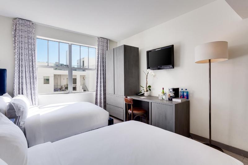 Clinton Hotel South Beach - image 15