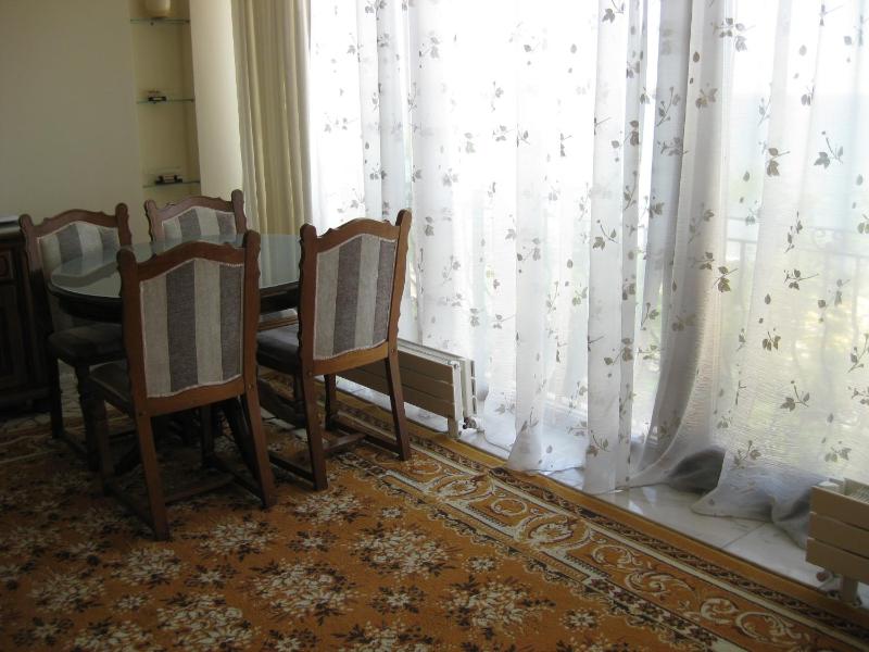 V3 Villa - image 2