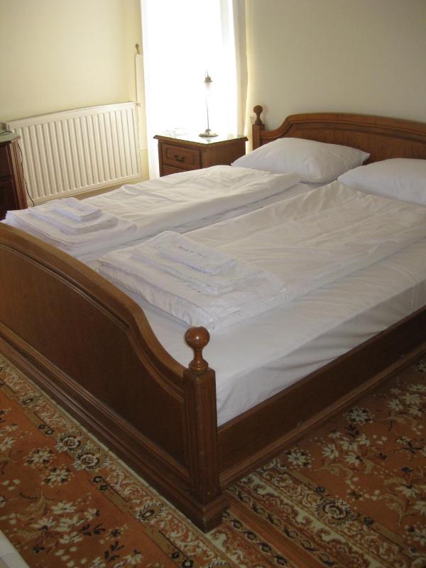 V3 Villa - image 32