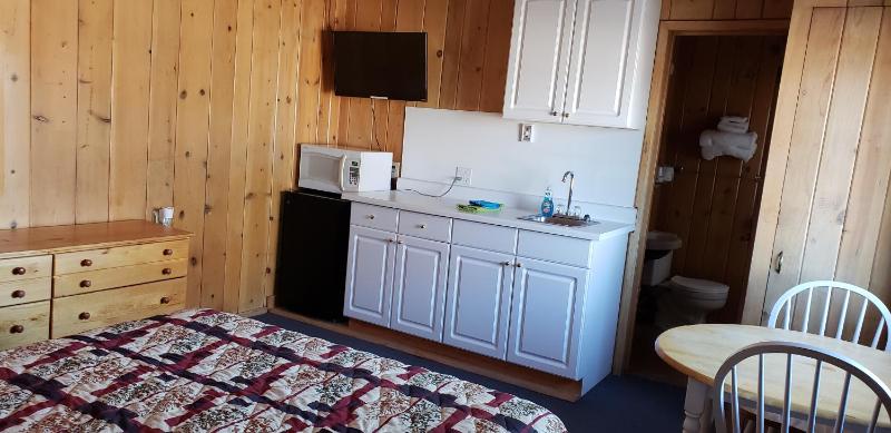Deluxe Queen Room image 1