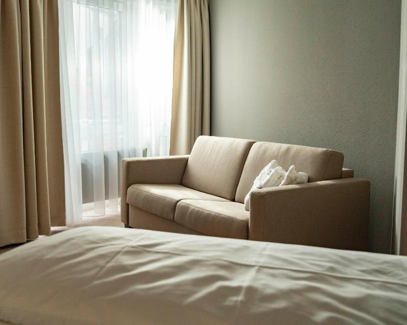 Junior Suite image 2