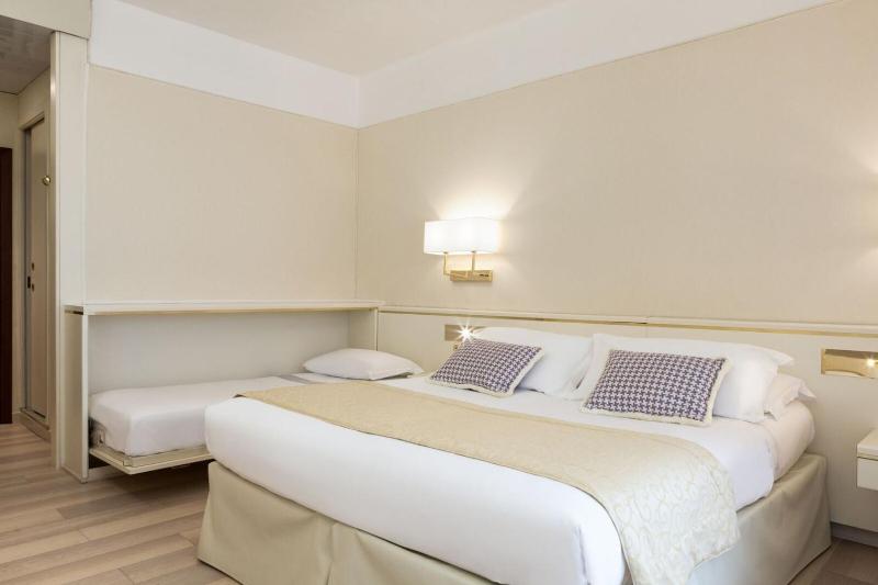 Hotel Bristol - image 29