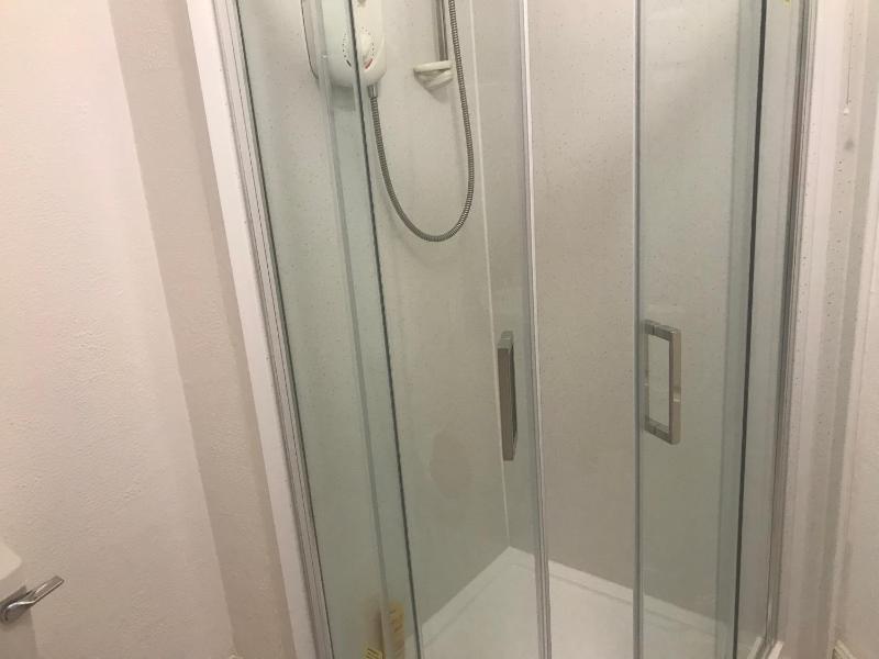 Family Room with Shower image 3