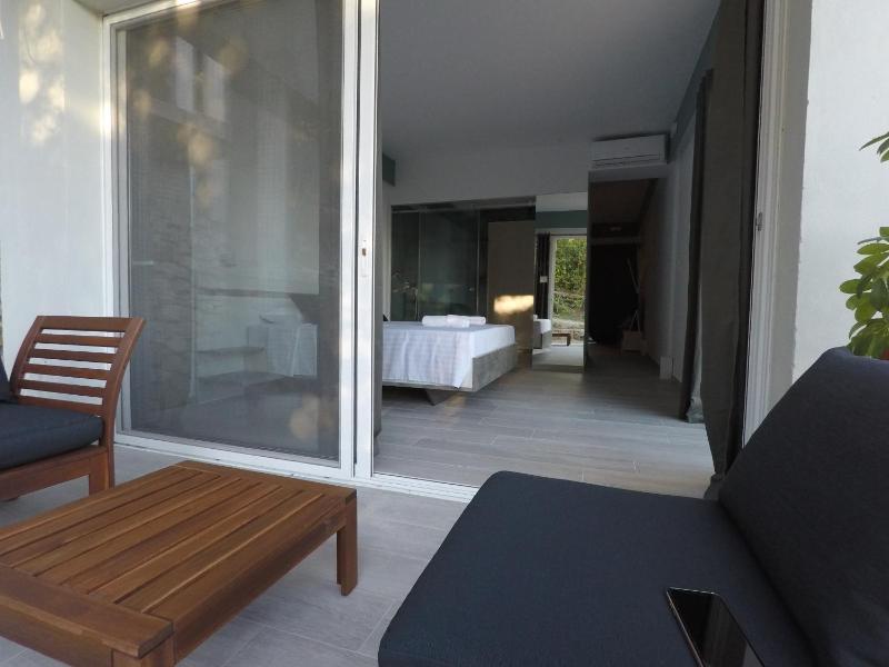 Apartment with Sea View image 2